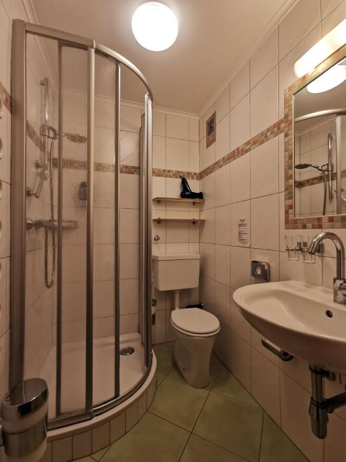 Das Kleine Familienhotel Koch Krems in Kaernten Buitenkant foto
