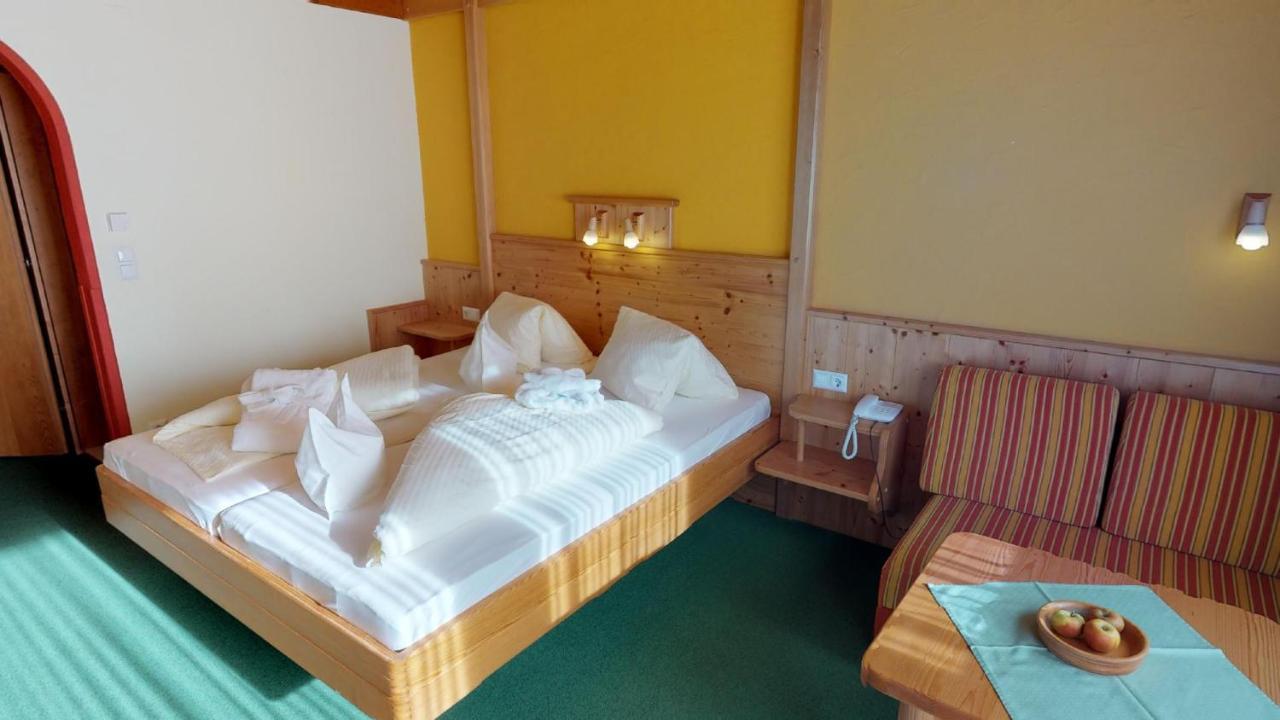 Das Kleine Familienhotel Koch Krems in Kaernten Buitenkant foto