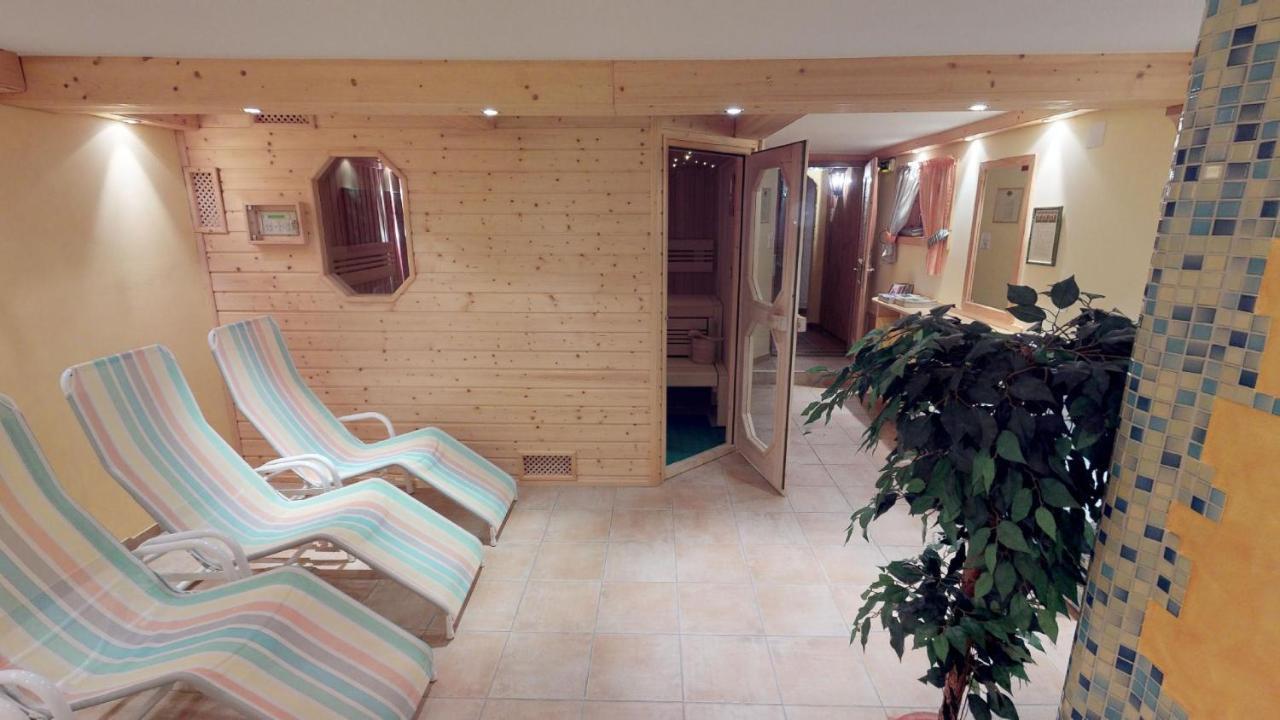 Das Kleine Familienhotel Koch Krems in Kaernten Buitenkant foto